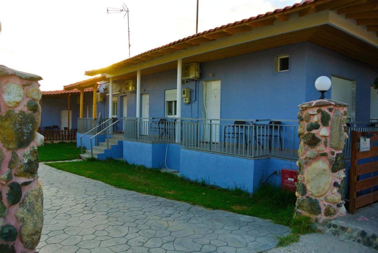 Kremasti Rooms Exterior photo