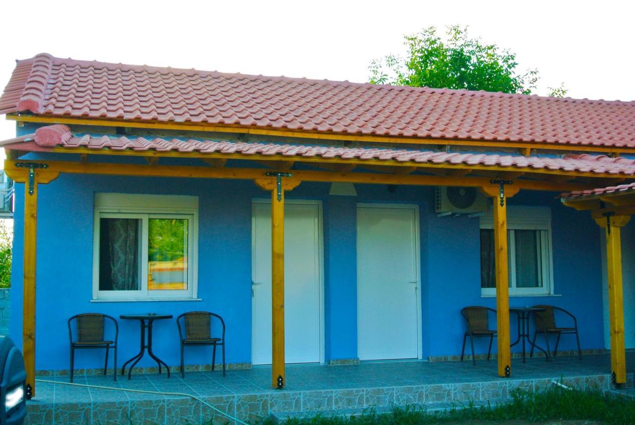 Kremasti Rooms Exterior photo