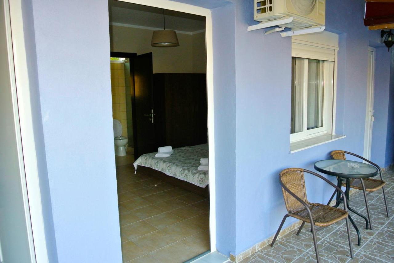Kremasti Rooms Exterior photo